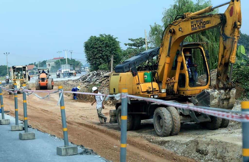 Gói thầu hơn 106 tỷ đồng tại Bình Định: Trúng và trượt đều là “người quen” Gói thầu hơn 106 tỷ đồng đấu thầu rộng rãi chỉ giảm giá 0,09%. Ảnh: Nhã Chi