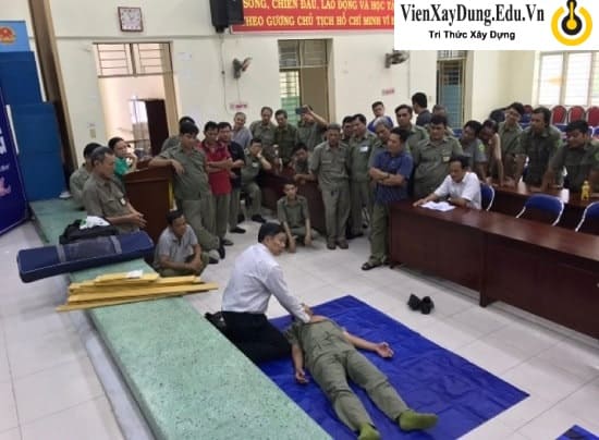 Quy Tình Sơ Cấp Cứu